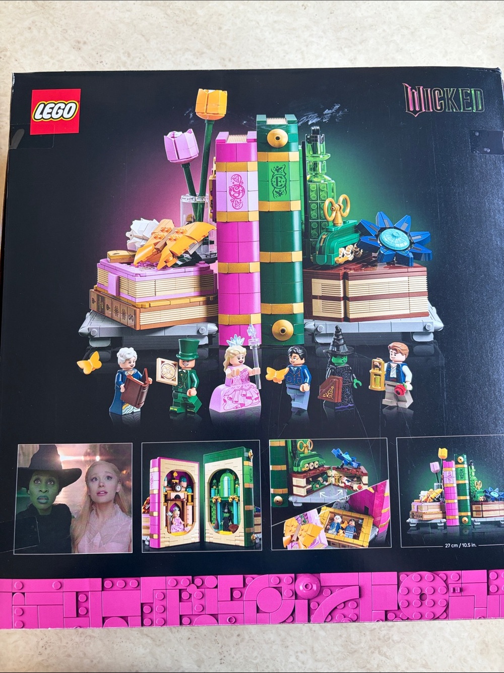 LEGO Wicked Book of Oz Playset - Pink, Green, Yellow & Blue